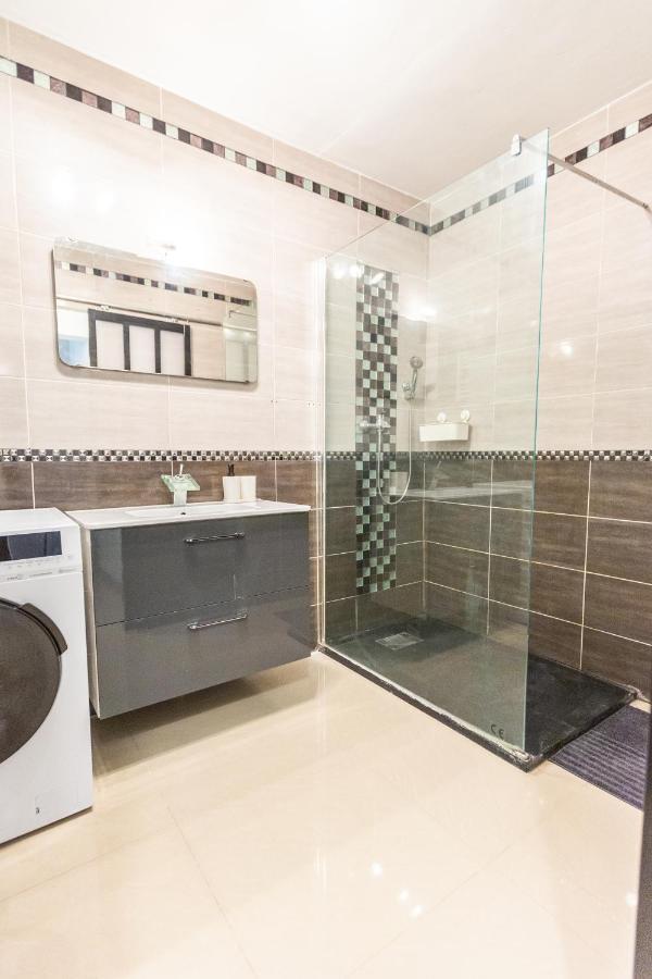 Superbe T4 Renove Spacieux Avec Stationnement Libre Et Gratuit Apartment Marseille Ngoại thất bức ảnh