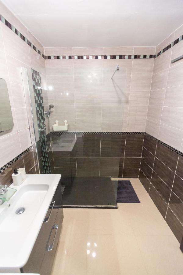 Superbe T4 Renove Spacieux Avec Stationnement Libre Et Gratuit Apartment Marseille Ngoại thất bức ảnh